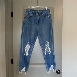 American Eagle | high waisted mom jean